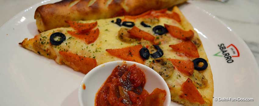 sbarro-NY-style-pizzas-in-Delhi-NCR