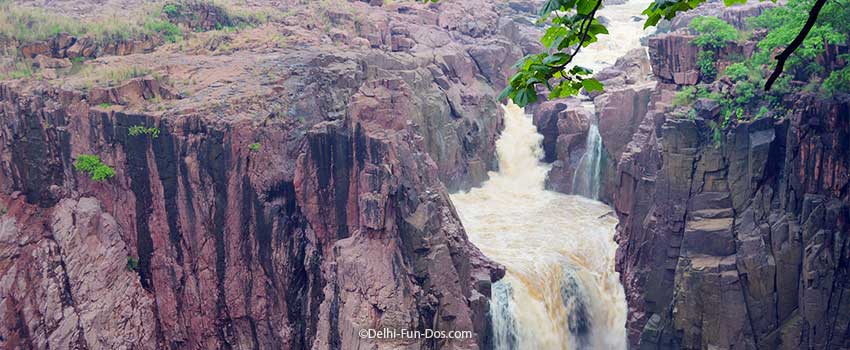 Raneh Falls – Khajuraho Beyond Temples and Panna Tiger Reserve