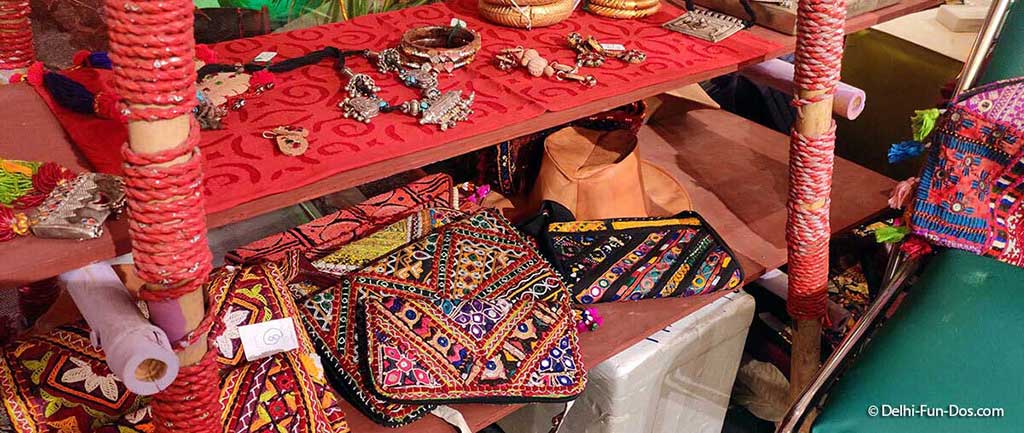 Top Places To Buy Indian Handicraft In Delhi | Delhi-Fun-Dos.com