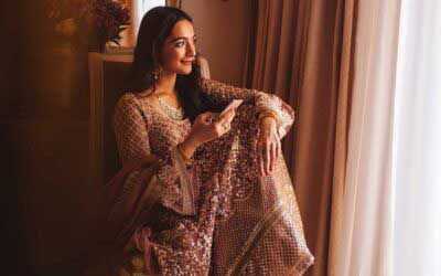 The Stylist’s Guide To Wearing Lehenga For A Wedding