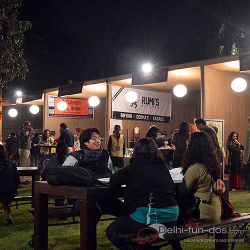 In fact, food was also a major attraction of the festival. They had an open air food court where many of the famous eateries of Delhi had put up their stalls.