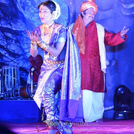 The ever so popular Lavani took the whistles and hooting to a different level altogether. 