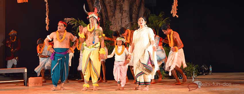 Kamdeo Ka Apna Basant Ritu Ka Sapna – Hindi play